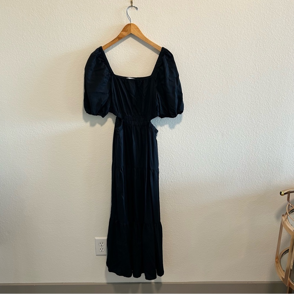 The Drop Elegant Black Puff Sleeve Dress